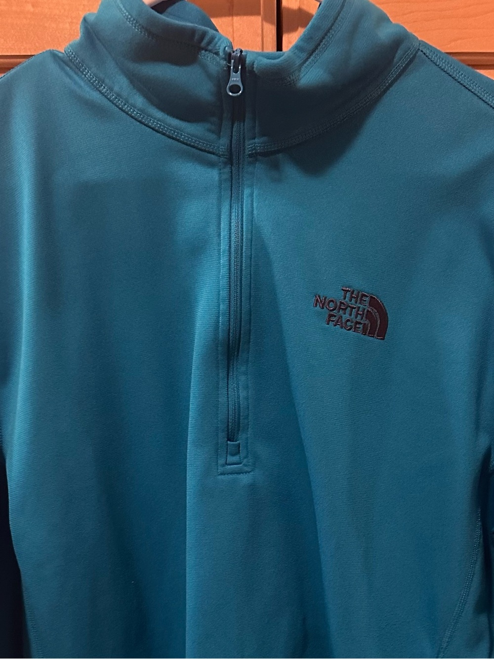 Great shape! The North Face Large Quarter-Zip Performance Pullover.